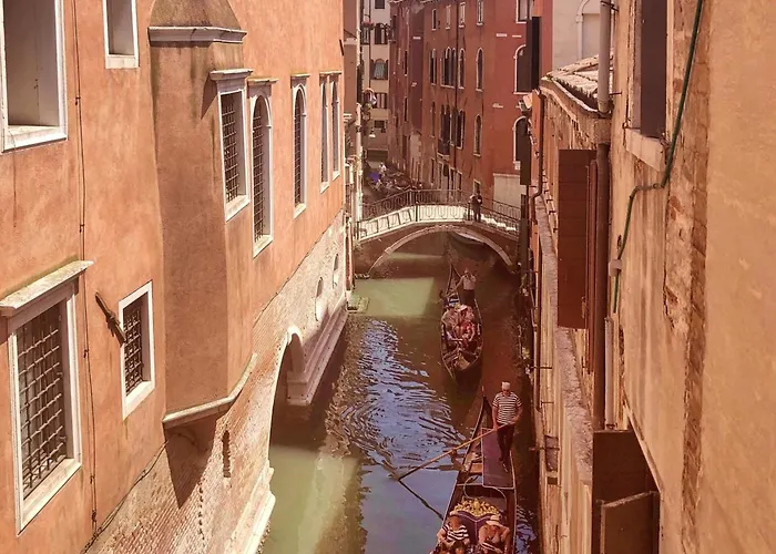 Hotel 4 stelle: Canal View San Marco Luxury Rooms