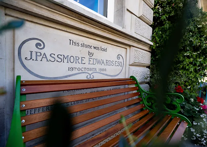 Limehouse Library Hotel