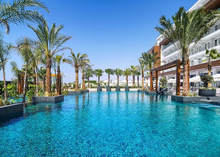  Amanti, Madefortwo s - Ayia Napa (Adults Only)