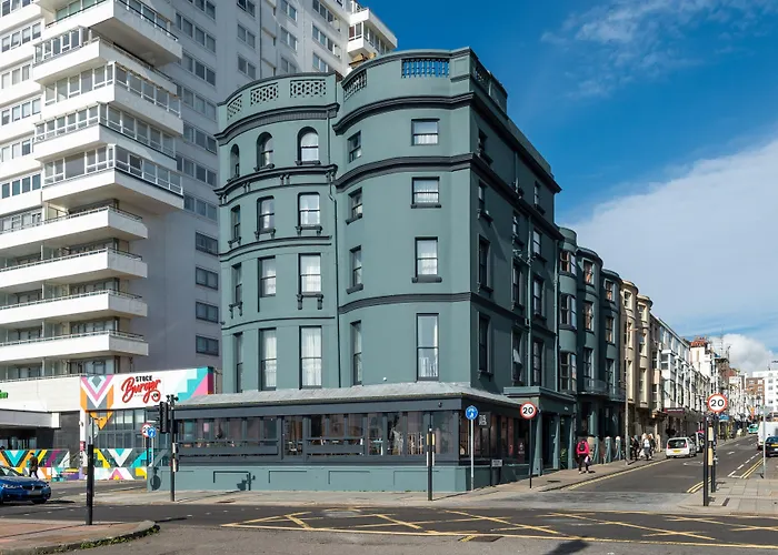 Сity center hotels West Beach Brighton