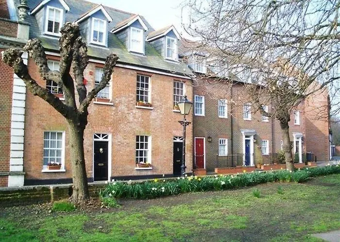 Guest house: Quayside Quarters
