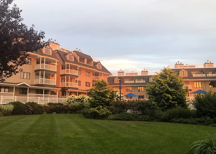 Cheap hotel: Wellington Resort