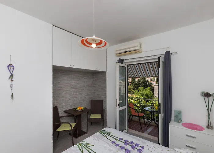 Guest House Bradas