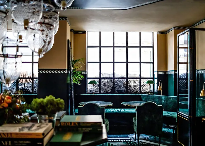 Monsieur George Hotel & Spa - Champs-Elysees