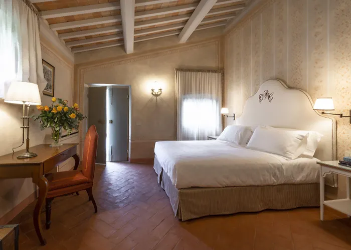 Hotel con piscina: Torre A Cona Wine Estate