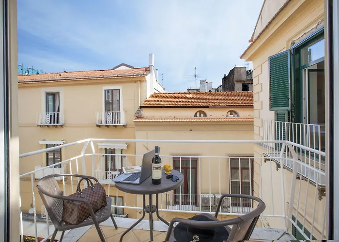 Yourhome - Lidia Rooms & Suites