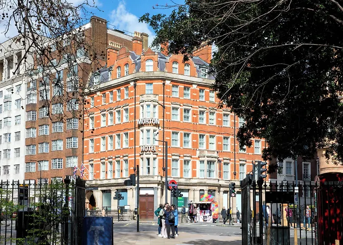 Morton Hotel