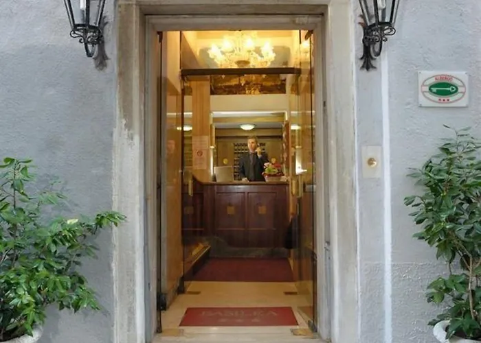 Hotel 3 stelle: Albergo Basilea