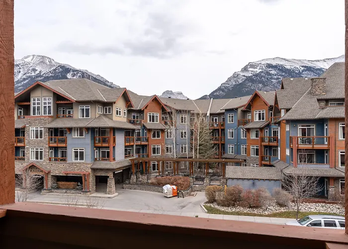 Bellstar Suites At Solara