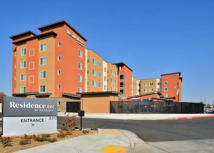 Hotel with view: Residence Inn By Marriott Bakersfield West