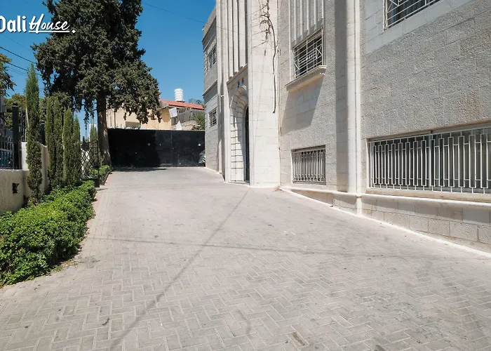 Dali House