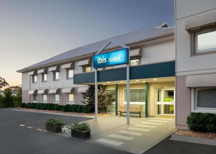 3 star hotel: Ibis Budget Canberra