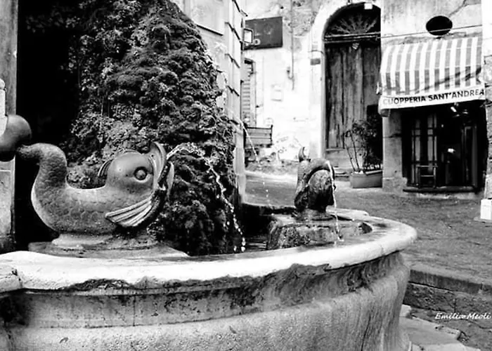 Via Roma Deluxe