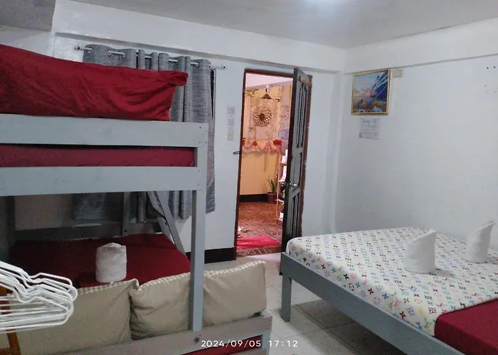 Guest house: Lola Flor'S Guest House