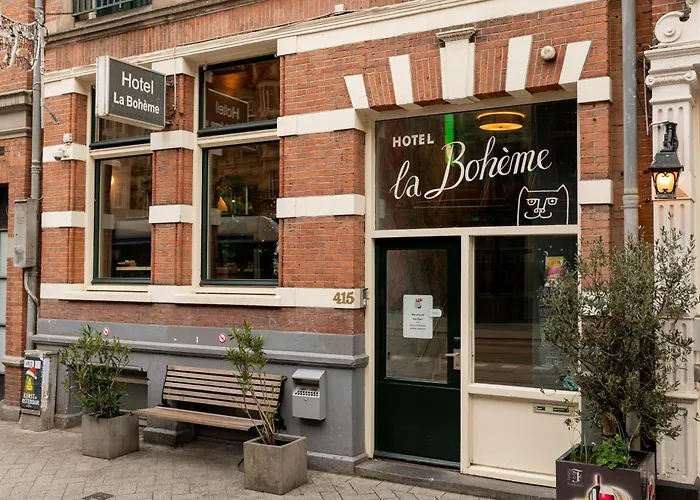 Resort: Hotel La Boheme