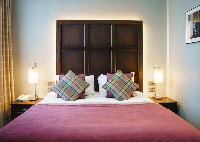 Hotel: The Parliament House Hotel