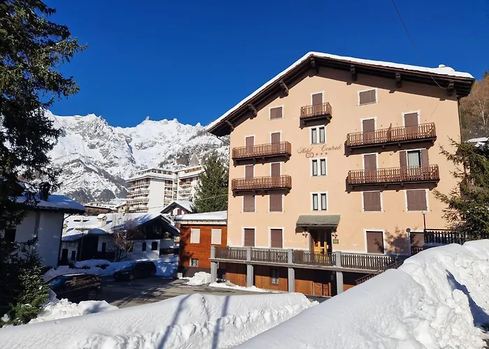 Hotel Ping Pong: Centrale