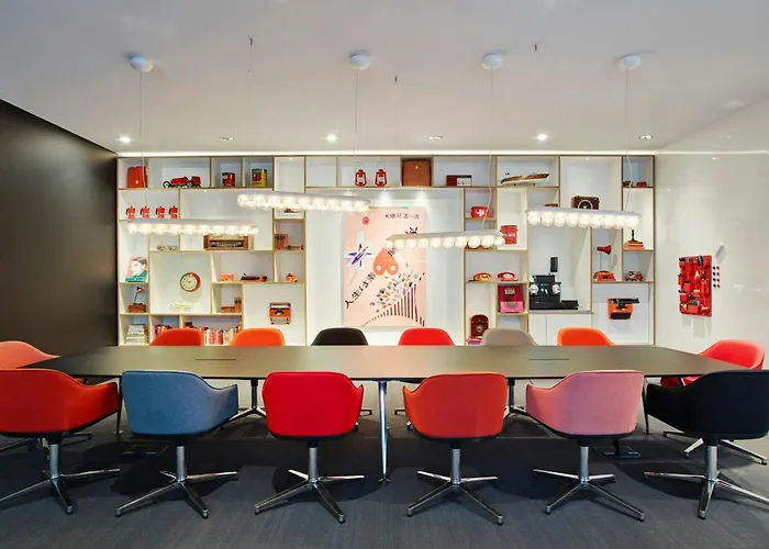 Central hotel: Citizenm Schiphol Airport