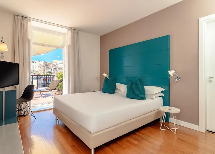 Hotel Piazza Bellini & Apartments