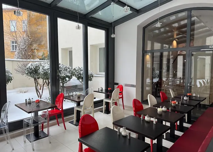 Hotel met uitzicht: Red & Blue Design Hotel Prague