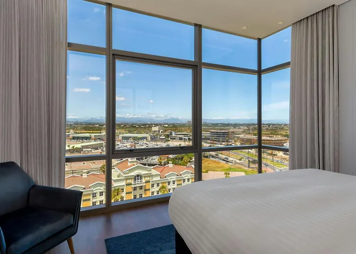 Cape Town Marriott Crystal Towers