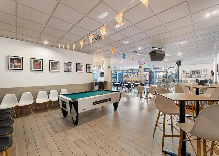 Luxe hotel: Thb Tropical Island