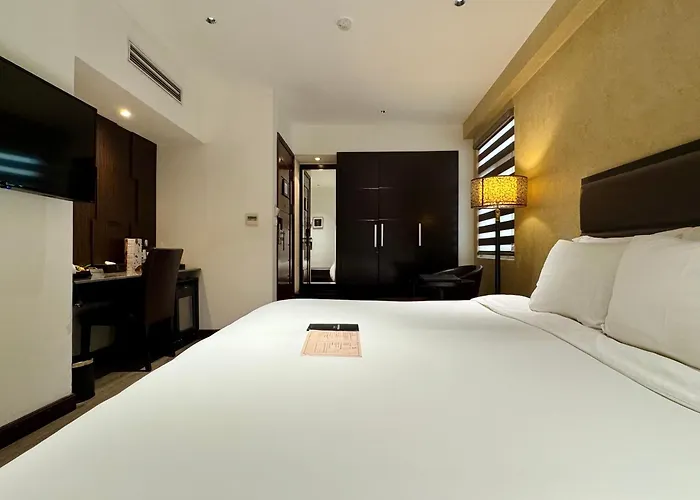 La Nueva Boutique & Spa