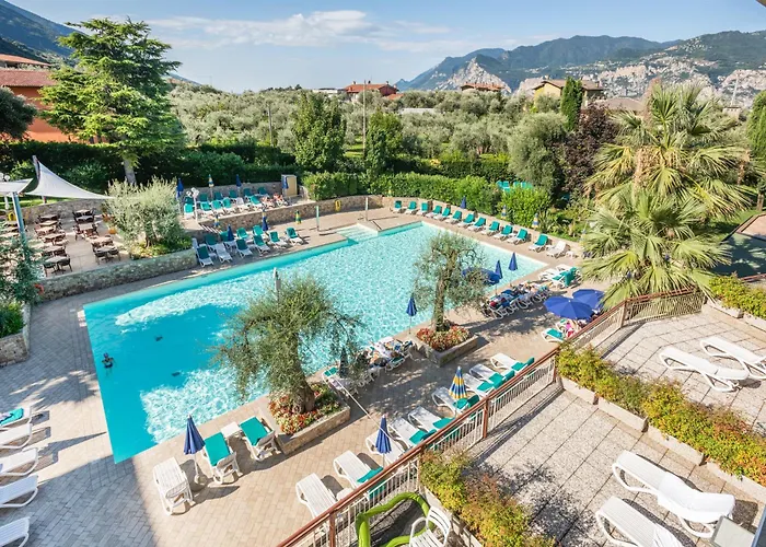 Resort: Majestic Palace