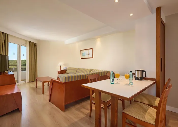 Hotel with pool: Hipotels Dunas Aparthotel