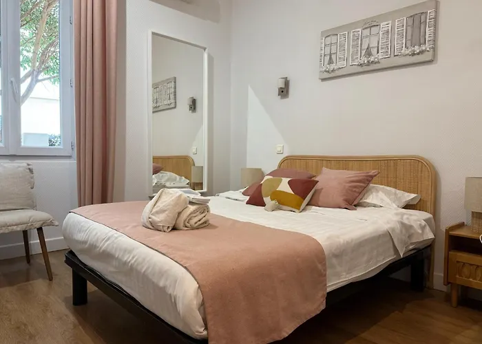 Hotel dichtbij College: Nice Garden Hotel