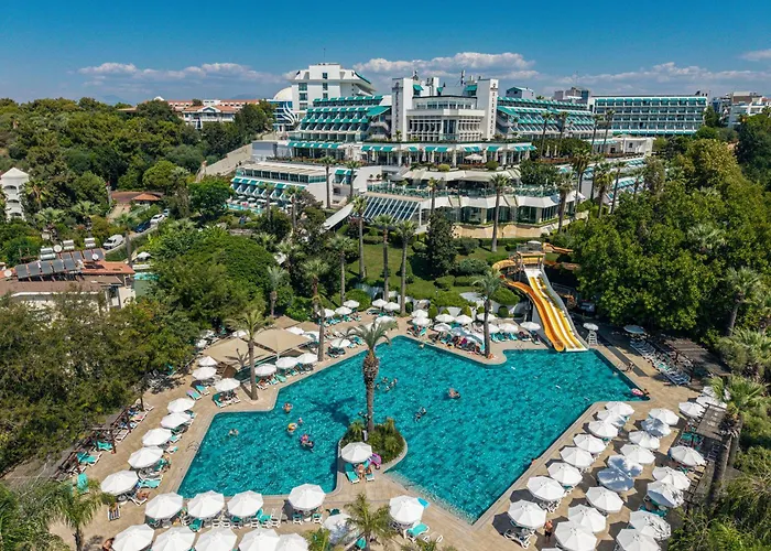 Hotel with Tennis: Side Star Elegance Hotel