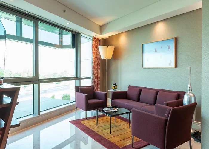 Hotel com pingue-pongue: The Creekside Hotel, Dubai - An Accor Hotel