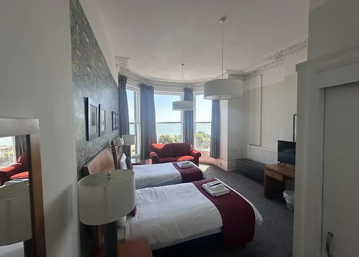 West Rocks Hotel