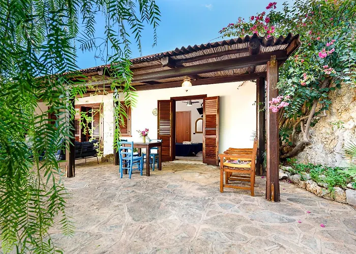 Hotel con piscina: Relais Le Nereidi