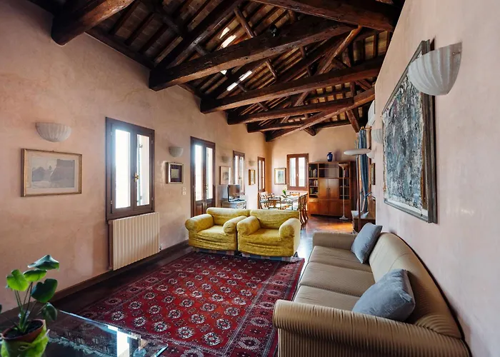 Appartamento : Casa Dei Pittori Venice Apartments