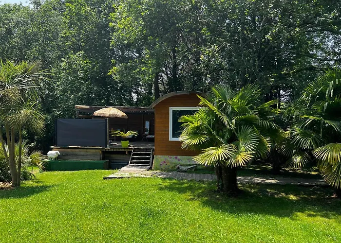 MAROSENIA TTIKI - Cabanes et Spa