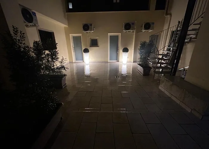 Hôtel 4 étoiles: B&B Baciami Ancora