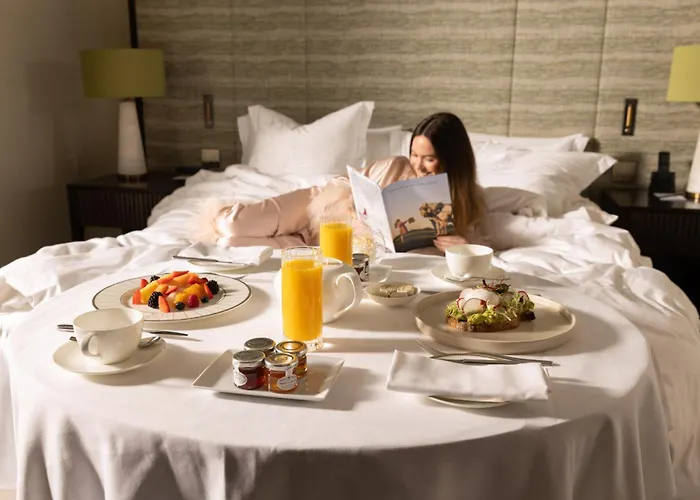 Four Seasons London At Tower Bridge