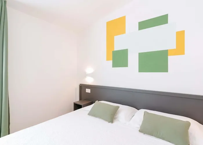 Admayora Guest House