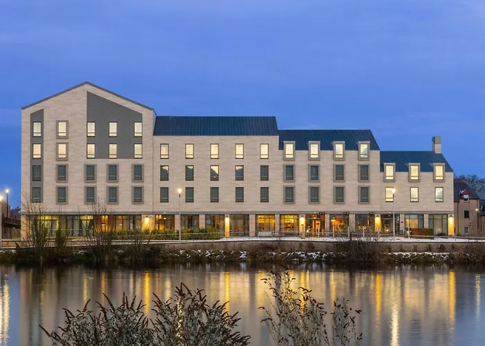 Pet Friendly hotel: Ac Hotel By Marriott Inverness