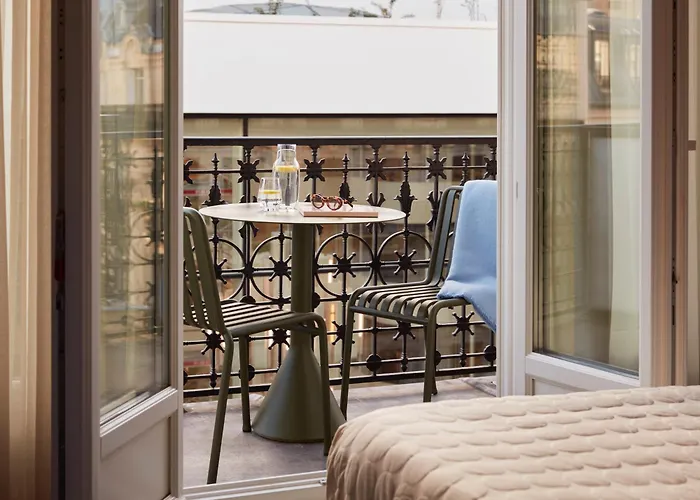 Numa Paris Champs-Élysées