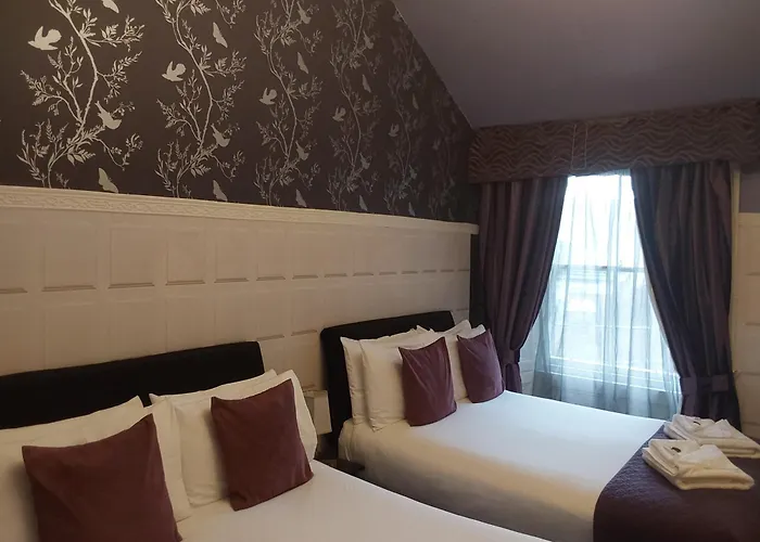 East Claremont Guest House