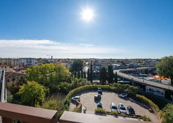 Hotel con golf: Hotel Carlton