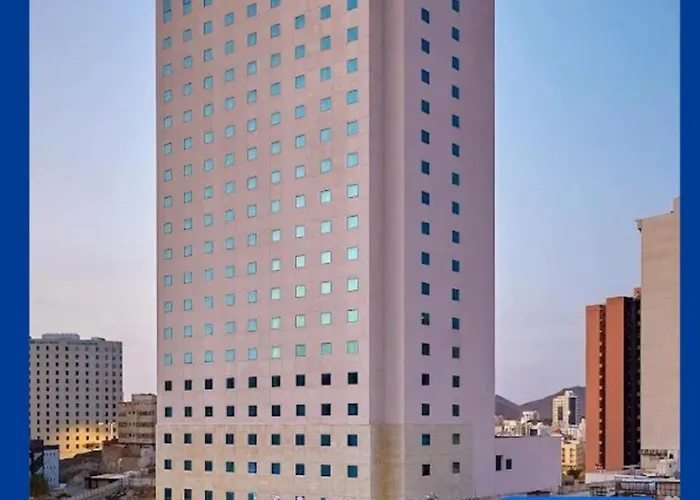 Makarem Al Bait Al Azizia Hotel
