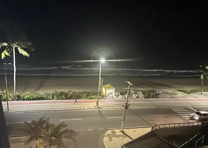 Apart-hotel: Flat em Hotel de Luxo beira mar da grife Ritz suítes com vista ampla para todo o mar da cruz das almas, jatiúca e ponta verde, com toda estrutura de um hotel lindo e arrojado, academia, piscina e muito mais, venha viver essa experiência 