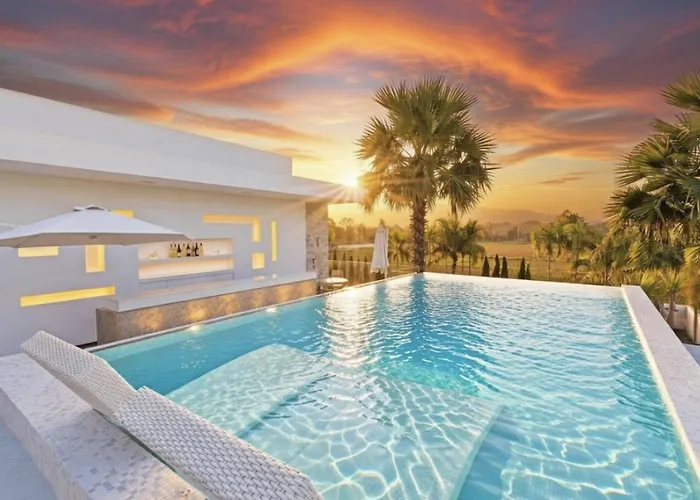 Palm - Award Winning Modern Luxury & Exclusive