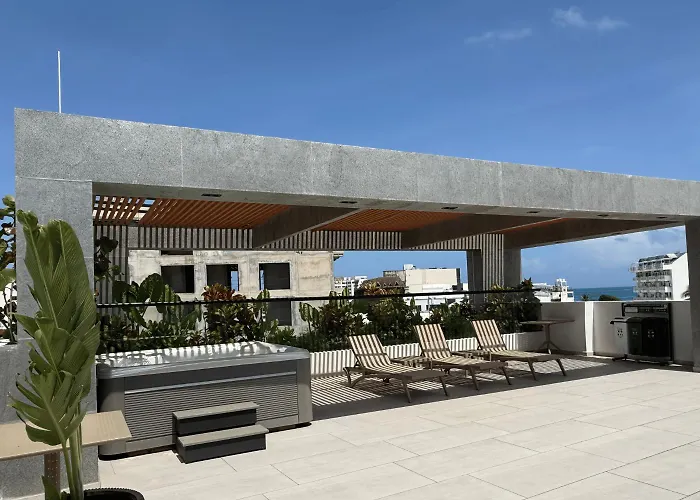 Delamar Hotel