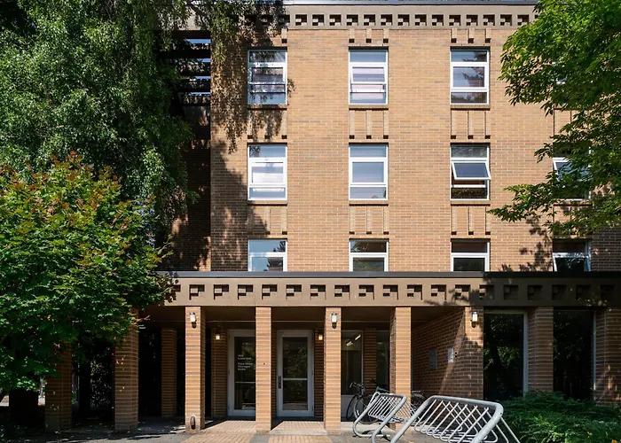The Hostels Pacific Spirit