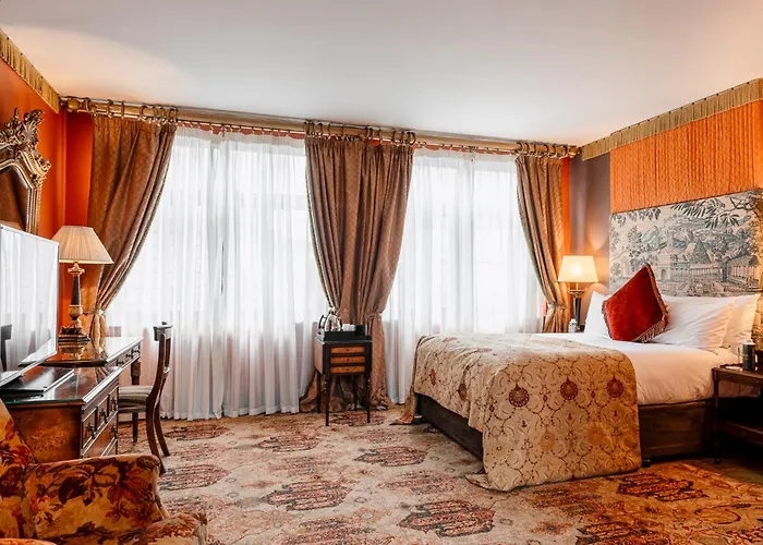 Albergo centrale: The Merchant Hotel