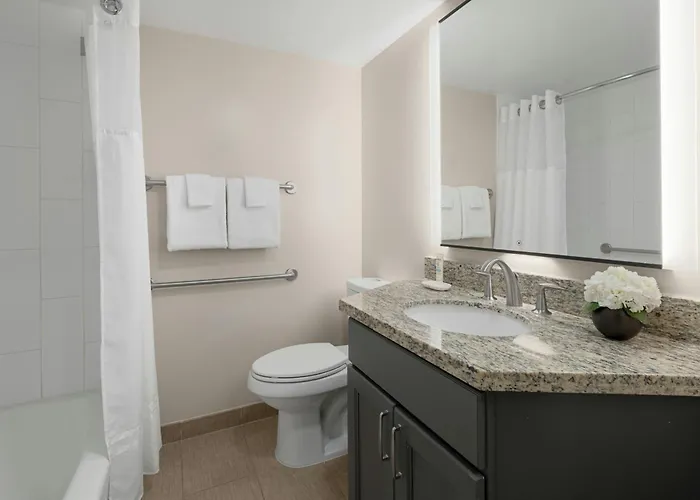 Boutique hotel only: Marriott'S Royal Palms